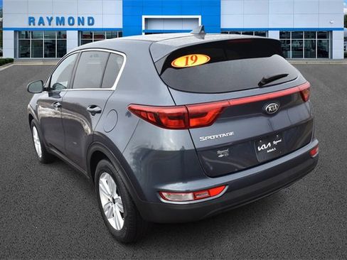 Used 2019 Kia Sportage LX image 5