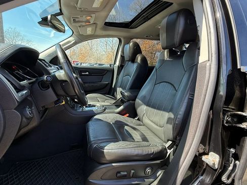 Used 2017 GMC Acadia Limited SLT AWD/4WD image 2