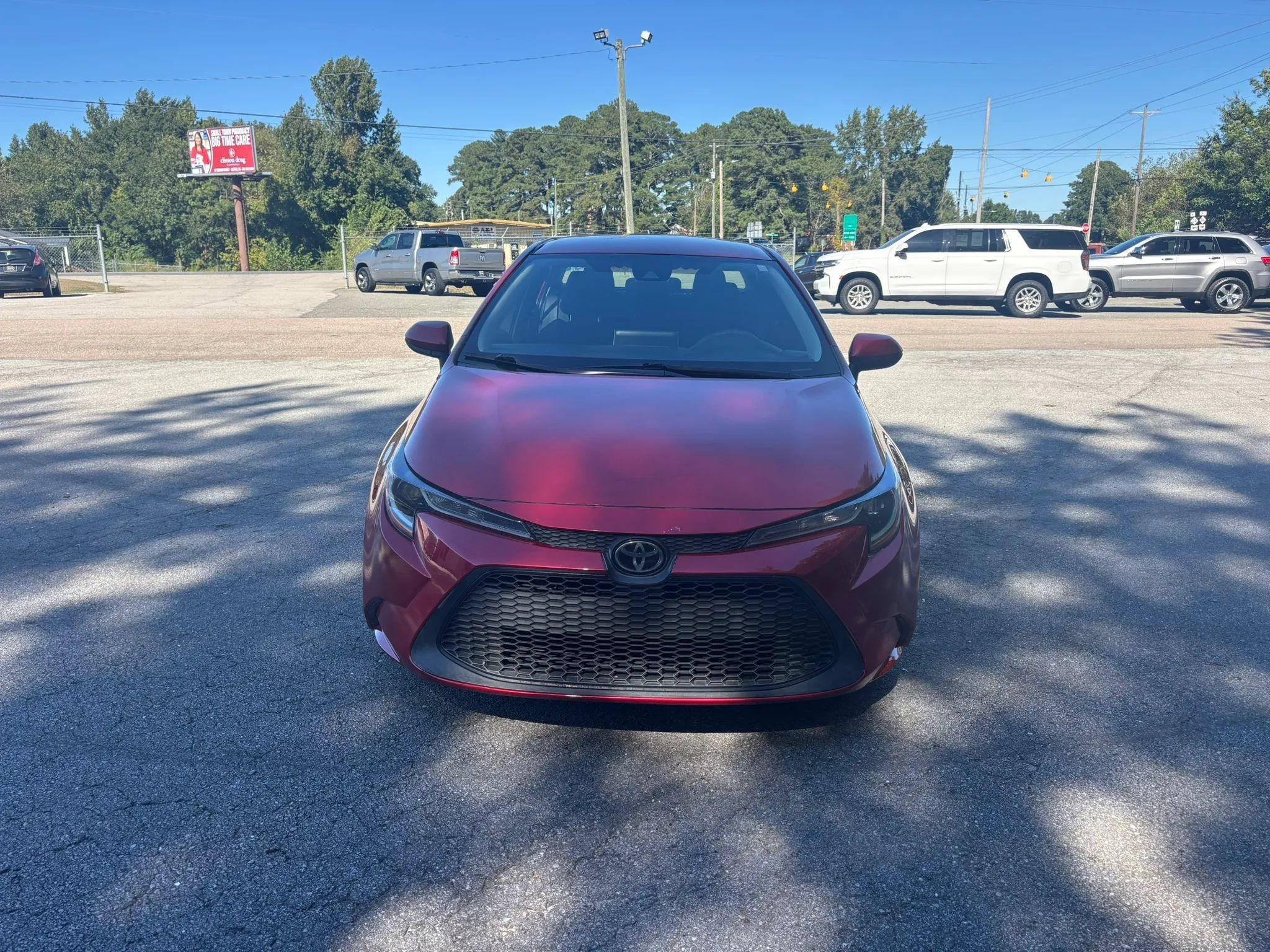 Used 2020 Toyota Corolla LE FWD image 4