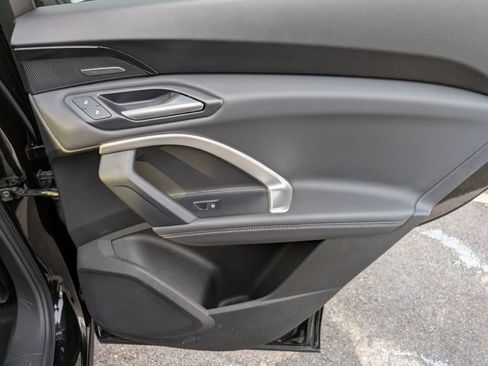 Used 2025 Audi Q5 Premium Plus w/ Premium Plus image 33