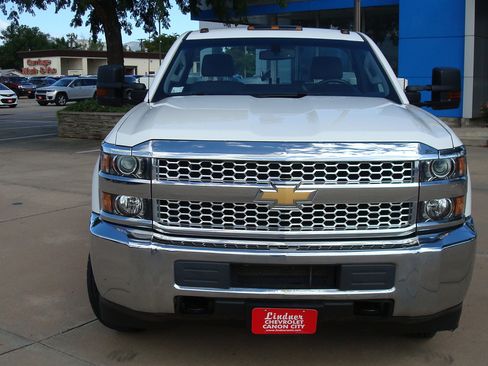 Used 2019 Chevrolet Silverado 3500 W/T w/ WT Convenience Package image 2