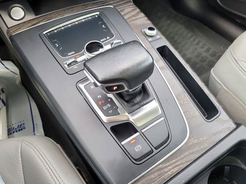 Used 2018 Audi Q5 2.0T Premium AWD/4WD image 27