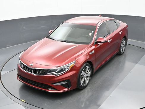 Used 2019 Kia Optima S image 32