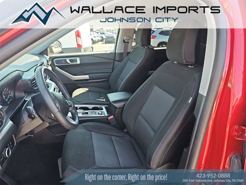Used 2023 Ford Explorer XLT image 10