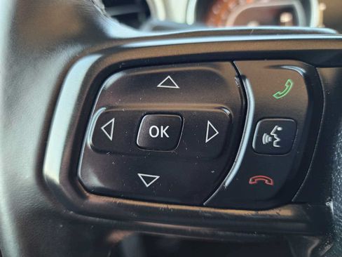 Used 2021 Jeep Gladiator Sport AWD/4WD image 24