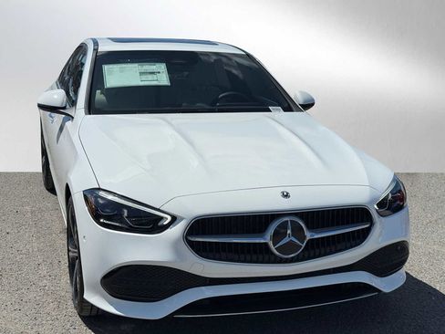 Used 2025 Mercedes-Benz C 300 Sedan image 8