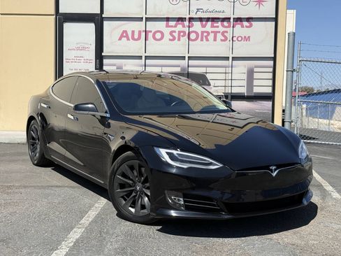 Used 2018 Tesla Model S 75D AWD/4WD image 2
