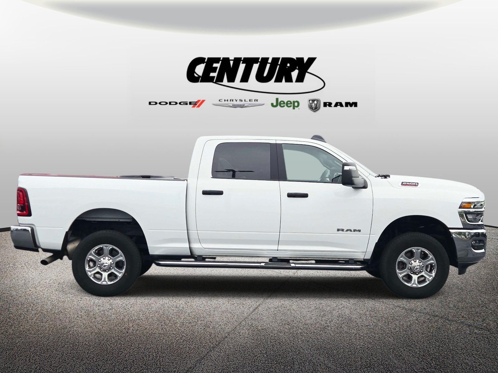 Used 2026 RAM 2500 Big Horn AWD/4WD image 2