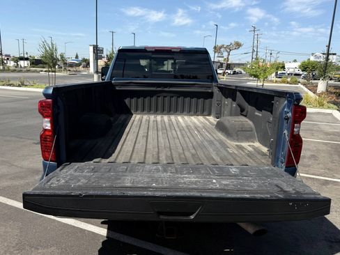 Used 2024 Chevrolet Silverado 2500 LT w/ Convenience Package AWD/4WD image 10