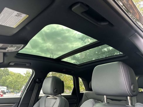 Used 2023 Audi Q3 2.0T Premium w/ Black Optic Sport Package AWD/4WD image 25