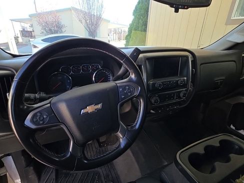 Used 2018 Chevrolet Silverado 1500 LT image 17