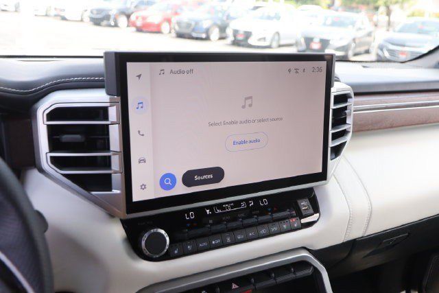 Used 2025 Toyota Sequoia Capstone AWD/4WD image 22