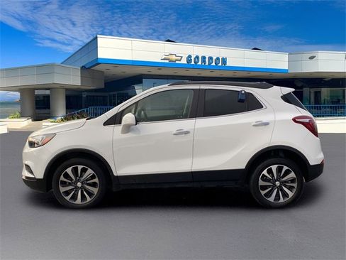 Used 2022 Buick Encore Preferred w/ Safety Package image 3