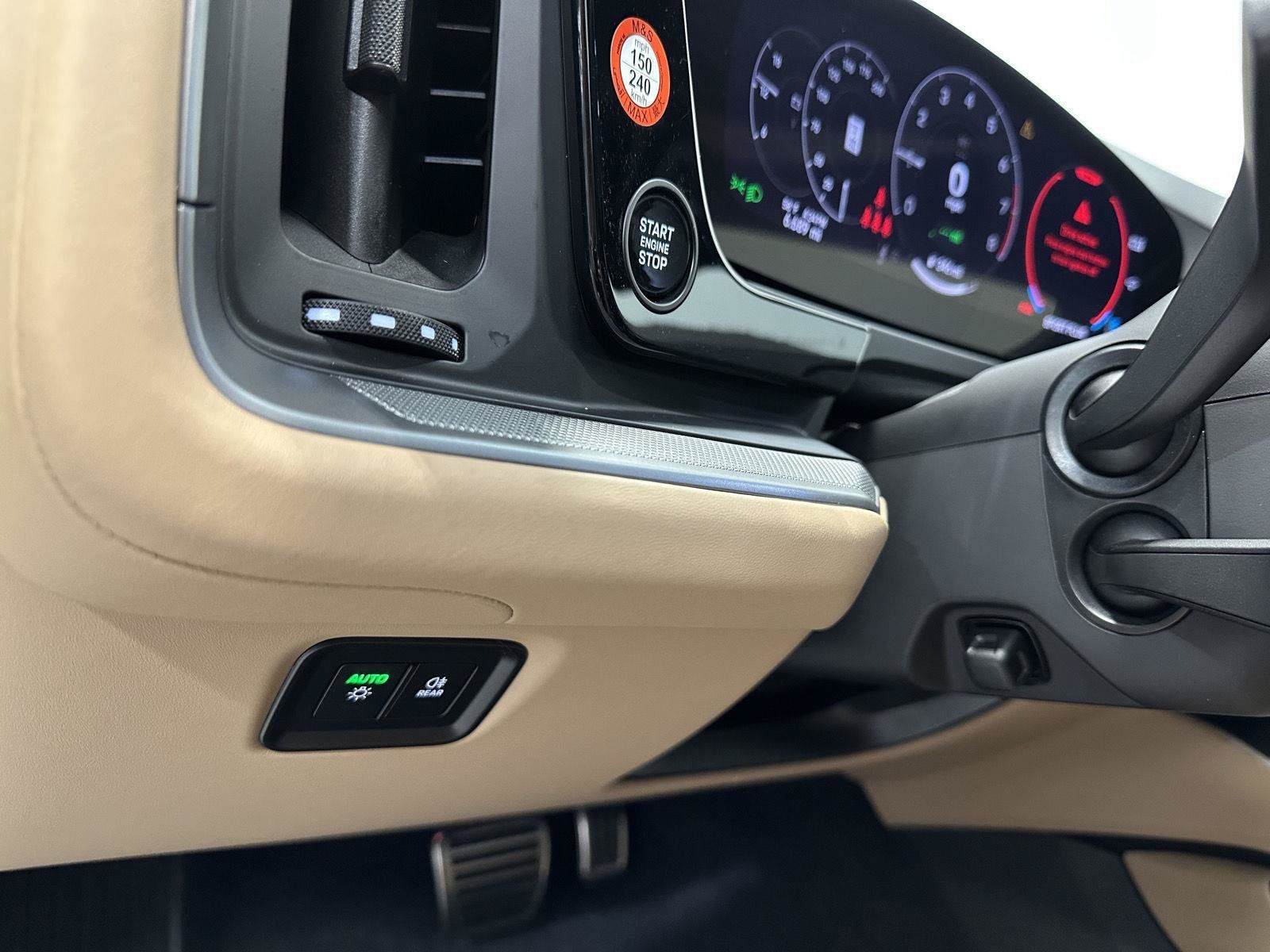 Certified 2026 Porsche Cayenne S AWD/4WD image 19