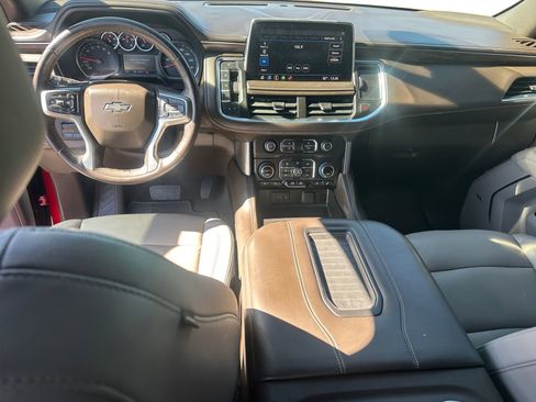 Used 2021 Chevrolet Tahoe Z71 w/ Z71 Signature Package image 12