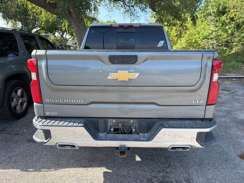 Used 2022 Chevrolet Silverado 1500 LTZ w/ LTZ Premium Package image 12