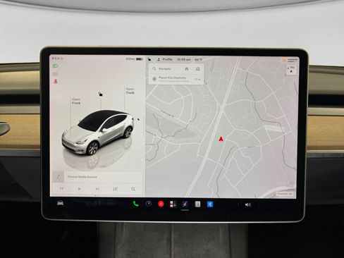 Used 2023 Tesla Model Y Long Range AWD/4WD image 9