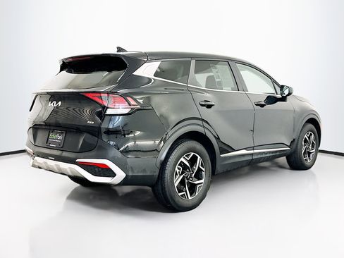 Used 2025 Kia Sportage LX image 9