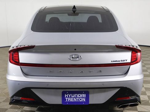 Used 2023 Hyundai Sonata Limited FWD image 16