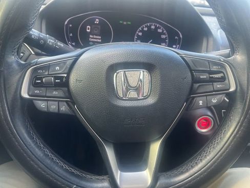 Used 2018 Honda Accord EX-L image 16