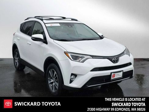 Certified 2017 Toyota RAV4 XLE image 1