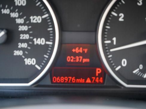 Used 2013 BMW 128i Convertible image 29