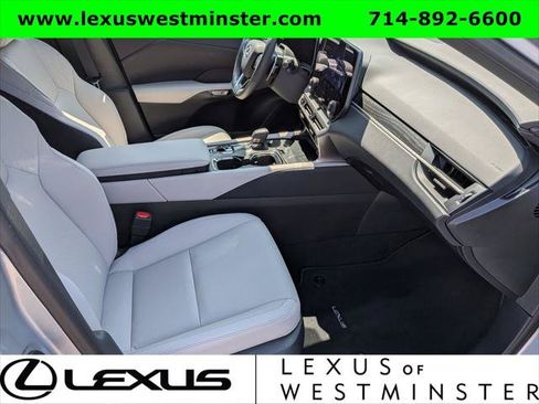 Certified 2025 Lexus RX 350h AWD/4WD image 5