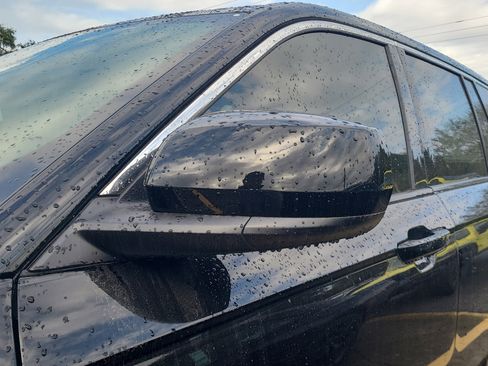 Used 2025 Jeep Grand Cherokee Laredo X w/ Luxury Tech Group I image 5