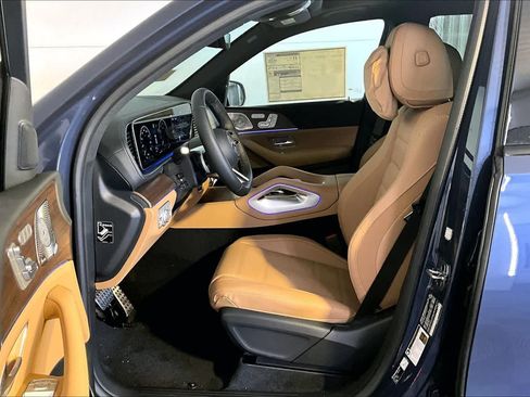 New 2026 Mercedes-Benz GLS 450 4MATIC image 13