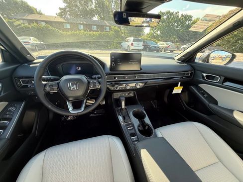 Used 2026 Honda Civic Sport Touring image 7