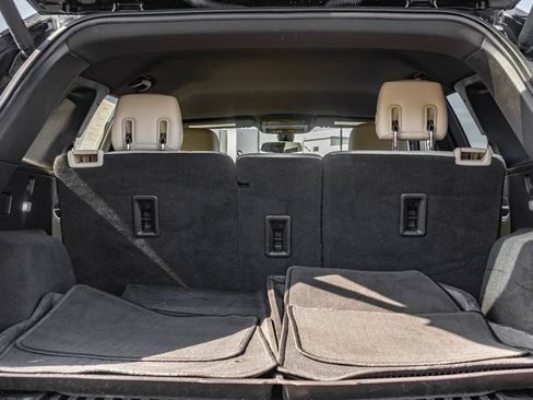 Used 2019 Cadillac XT5 FWD image 30