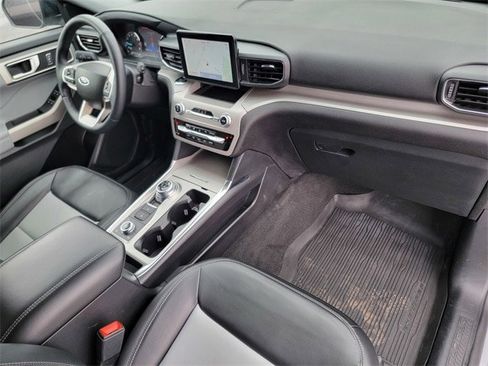 Certified 2023 Ford Explorer XLT w/ Equipment Group 202A image 24