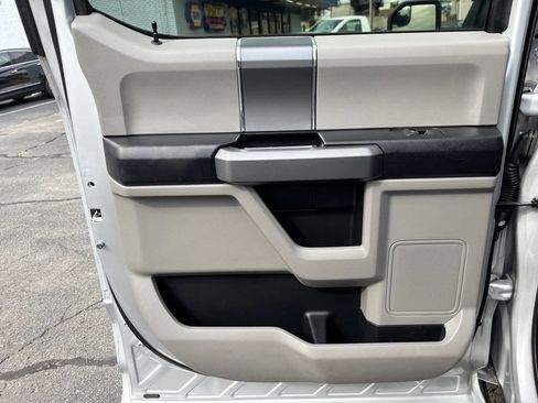 Used 2018 Ford F150 XLT w/ Equipment Group 302A Luxury RWD image 16