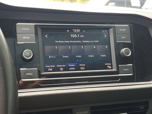 Used 2020 Volkswagen Jetta SE w/ SE Cold Weather Package FWD image 27