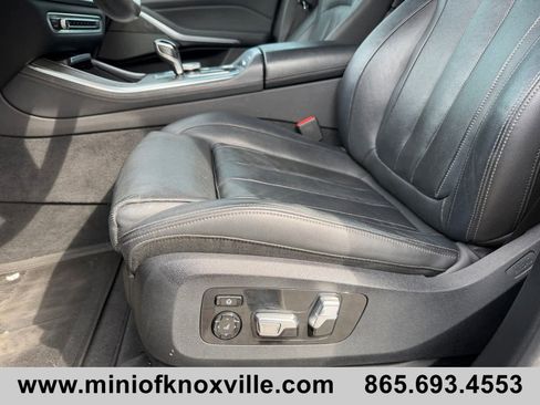 Used 2019 BMW X5 xDrive50i w/ M Sport Package image 12