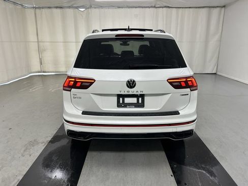 Certified 2024 Volkswagen Tiguan SE R-Line AWD/4WD image 21