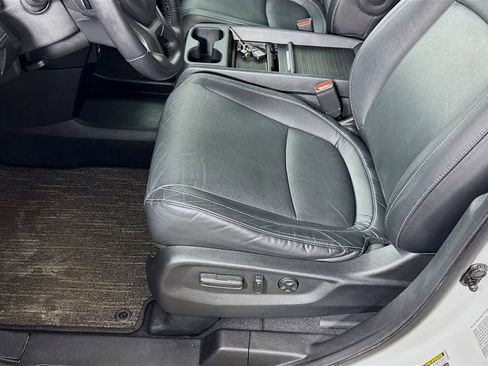 Used 2021 Honda Odyssey EX-L image 13
