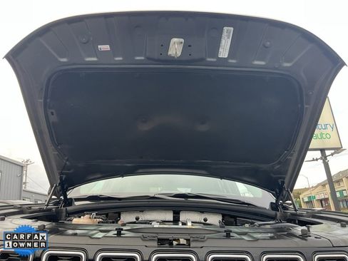 Used 2022 Jeep Grand Cherokee Limited 4xe image 12