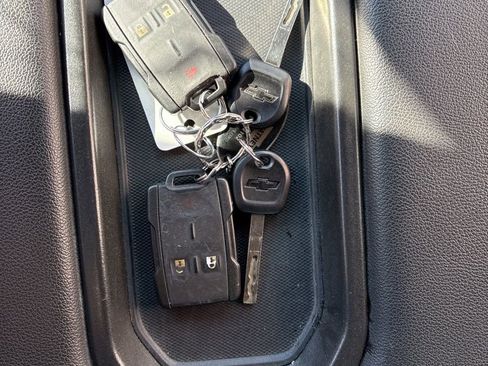 Used 2020 Chevrolet Silverado 1500 LT w/ Trailering Package image 22