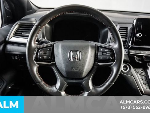 Used 2025 Honda Odyssey Sport-L image 27