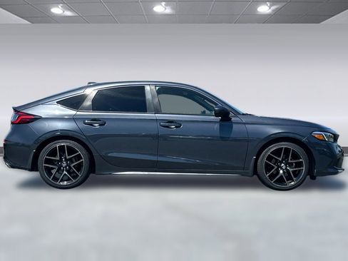Used 2022 Honda Civic Sport Touring image 8