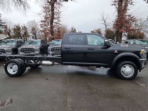 New 2026 RAM 5500 Tradesman AWD/4WD image 8