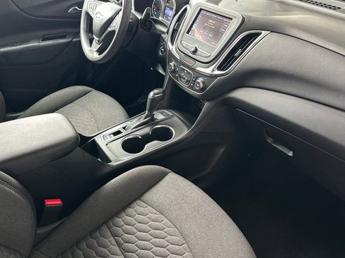 Used 2020 Chevrolet Equinox LT w/ LPO, Floor Liner Package image 16