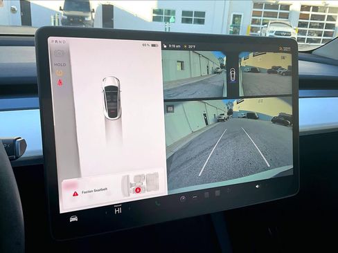 Used 2024 Tesla Model Y Performance image 25