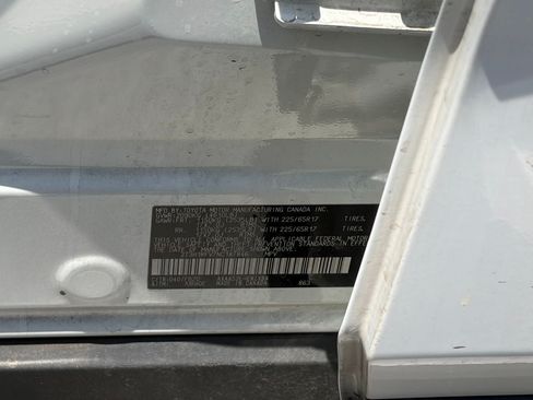 Used 2022 Toyota RAV4 LE w/ Carpet Mat Package (TMS) FWD image 14