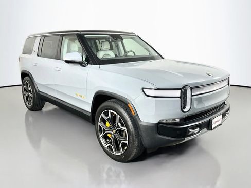 Used 2024 Rivian R1S Adventure Quad AWD/4WD image 4