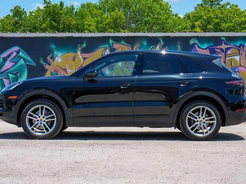 Used 2019 Porsche Cayenne S AWD/4WD image 6