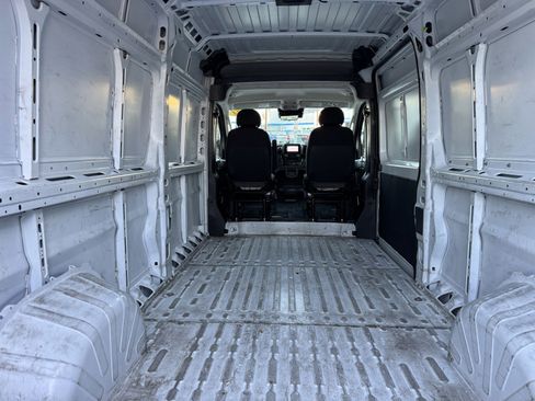 Used 2024 RAM ProMaster 2500 w/ Safety Group image 12
