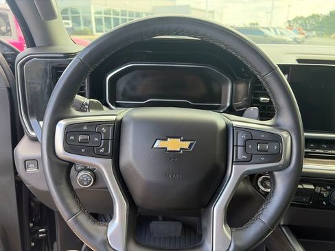 Used 2023 Chevrolet Silverado 1500 LTZ w/ LTZ Premium Package AWD/4WD image 31