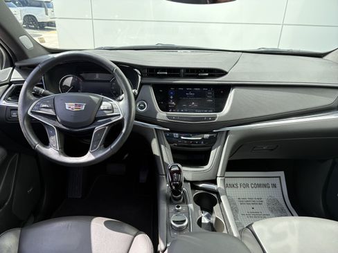Certified 2023 Cadillac XT5 Premium Luxury AWD/4WD image 19